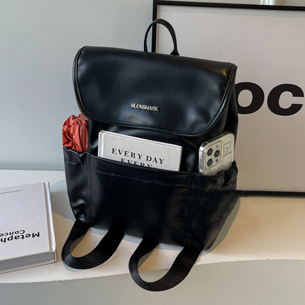 Dollcini Divatos Nagy Kapacitású Női Hátizsák – PU Bőrpántos, Minimalista, Iskolába, Munkába és Utazáshoz, Fényes Fekete