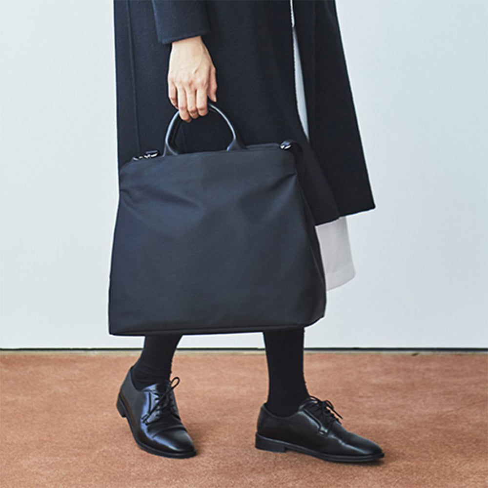 Dollcini Stílusos Női Laptop Táska – Vízálló Nylon, Fekete