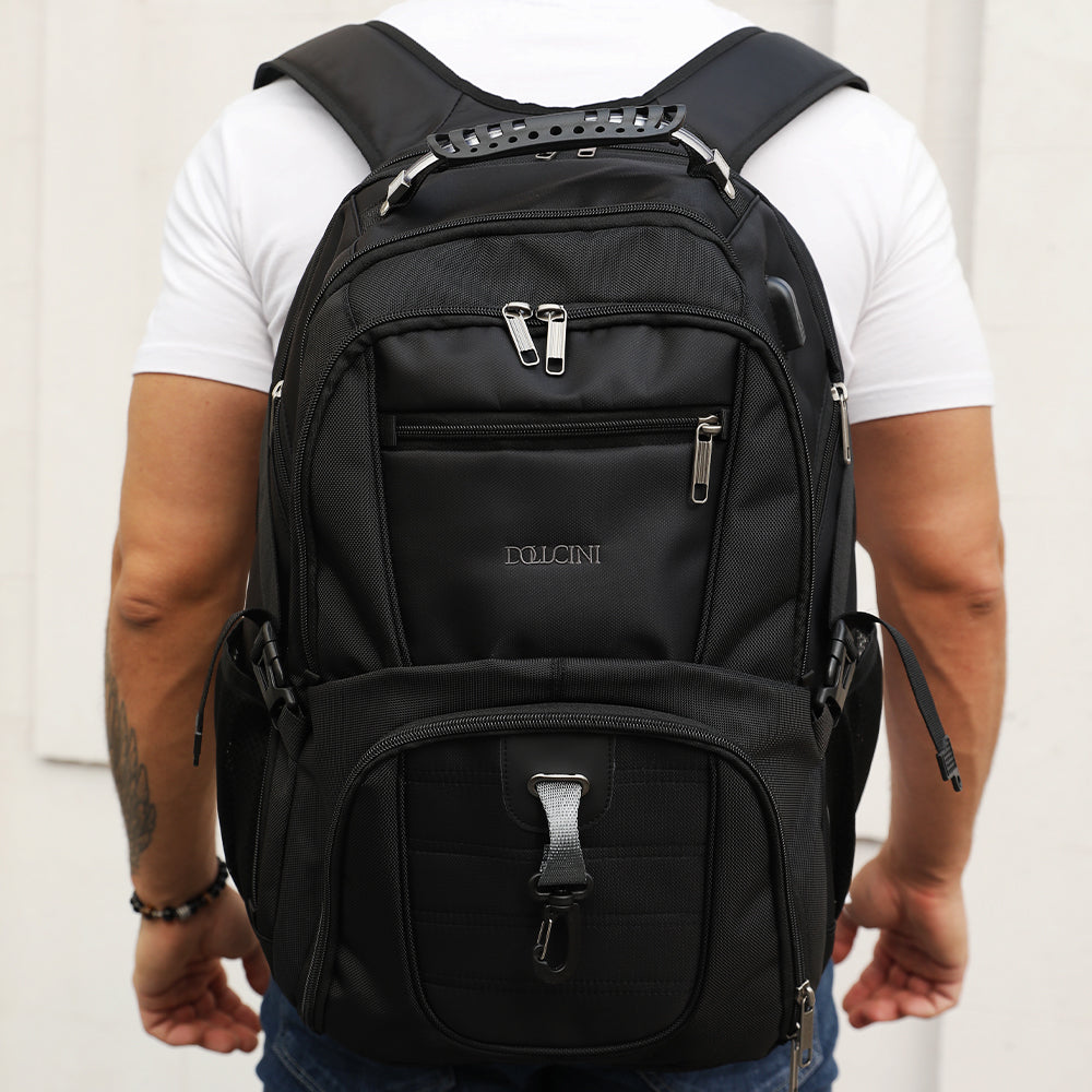 Dollcini Unisex Laptop Hátizsák – Vízálló Utazóhátizsák, USB Töltőporttal, Fekete