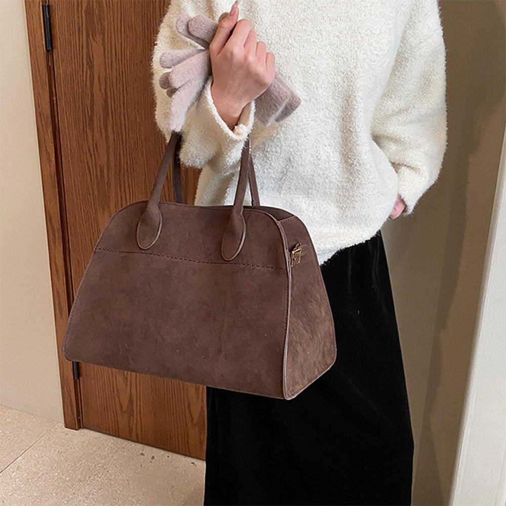 Dollcini Velúr Női Kézitáska – Nagyméretű, Olasz Stílusú